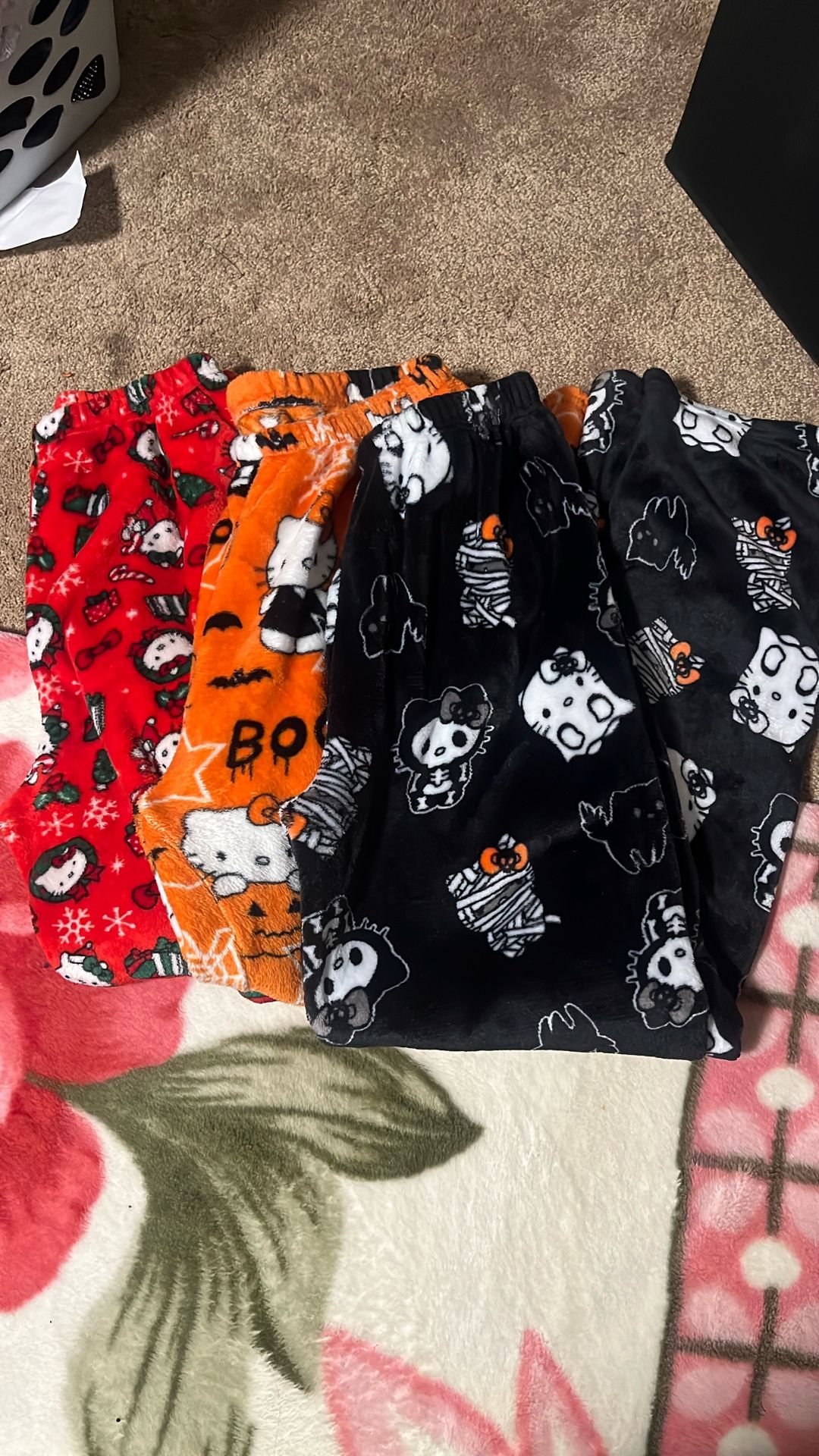 3 Hello Kitty Pijamas Asian Sizing XL & XXL