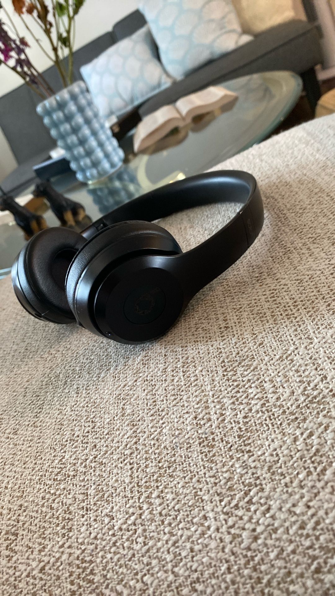 The headphones are black, they hear very well and the price is $50