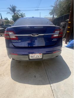 2014 Ford Taurus