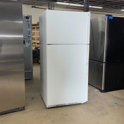 G.E Refrigerator Top Freezer  ablo Español 