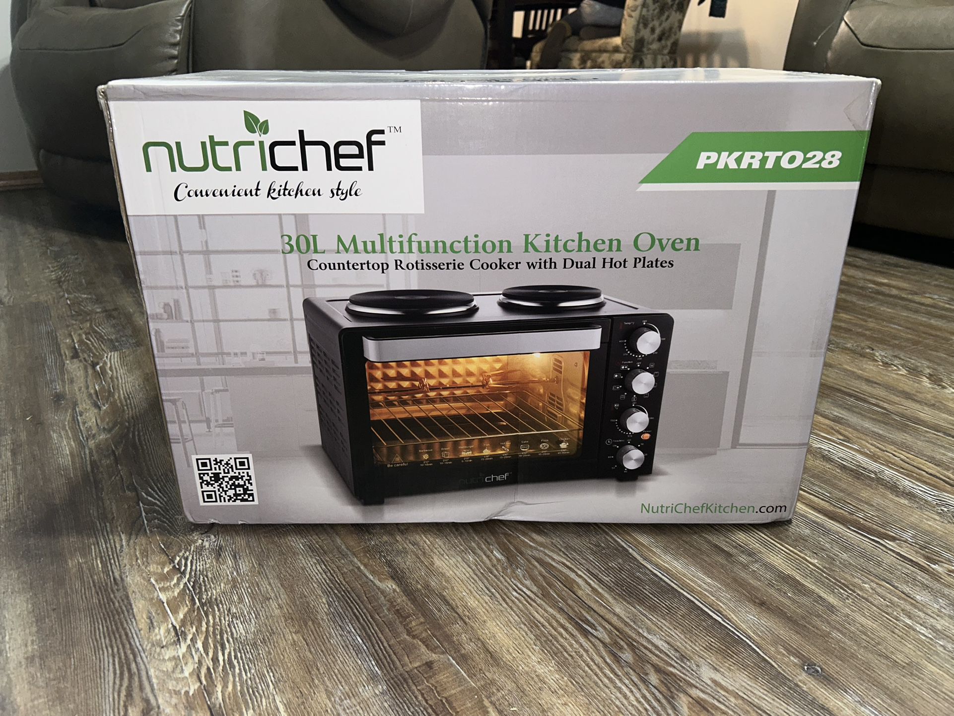 Nutrichef Pkrto28 Multifunction Kitchen Oven Countertop Rotisserie Cooker with Dual Hot Plates