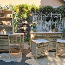 Wonderful French Cream 6pc Bedroom Set. Delivery 