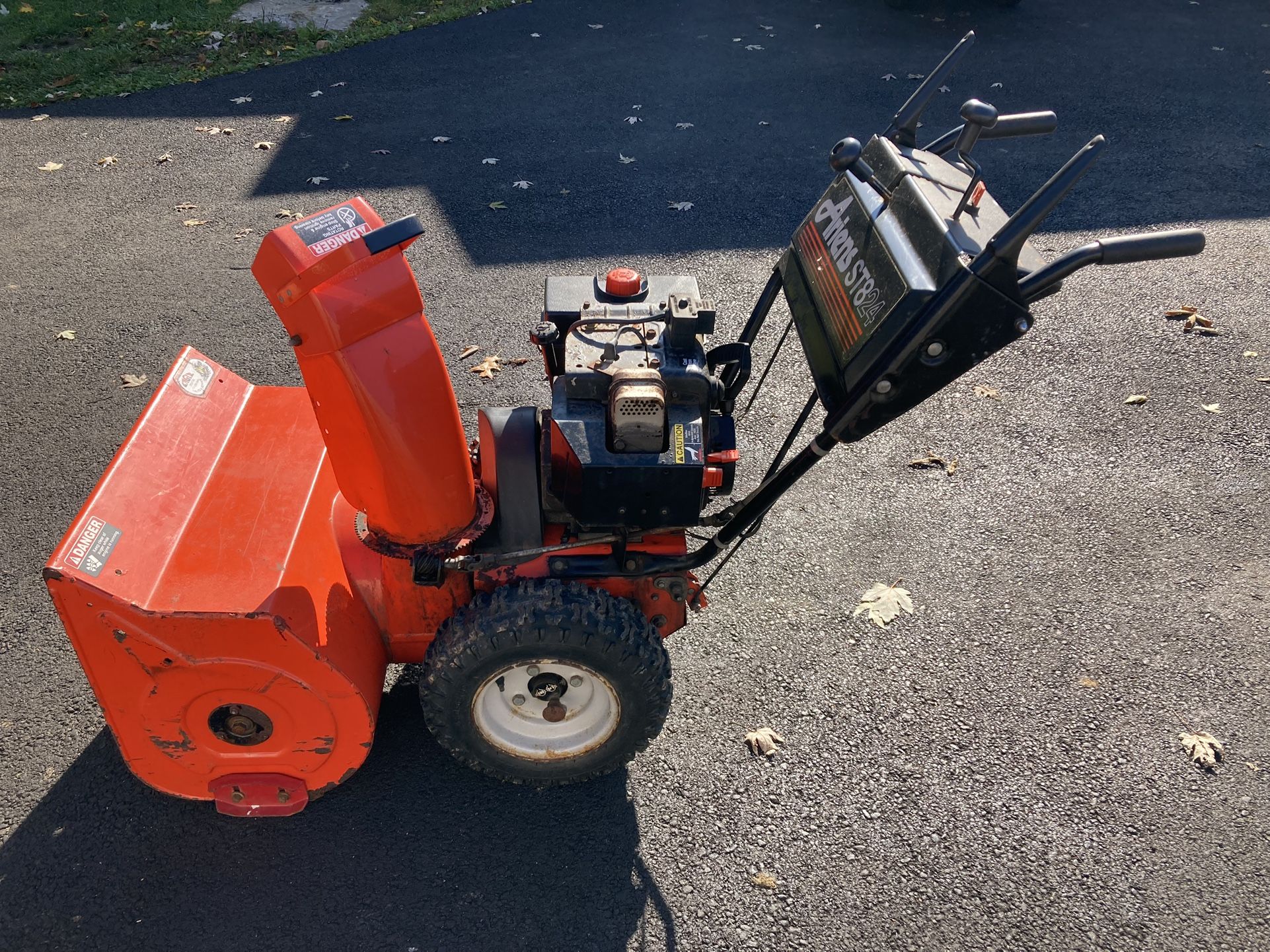 Ariens ST824 Snowblower 8HP 24” for Sale in Alburtis, PA OfferUp