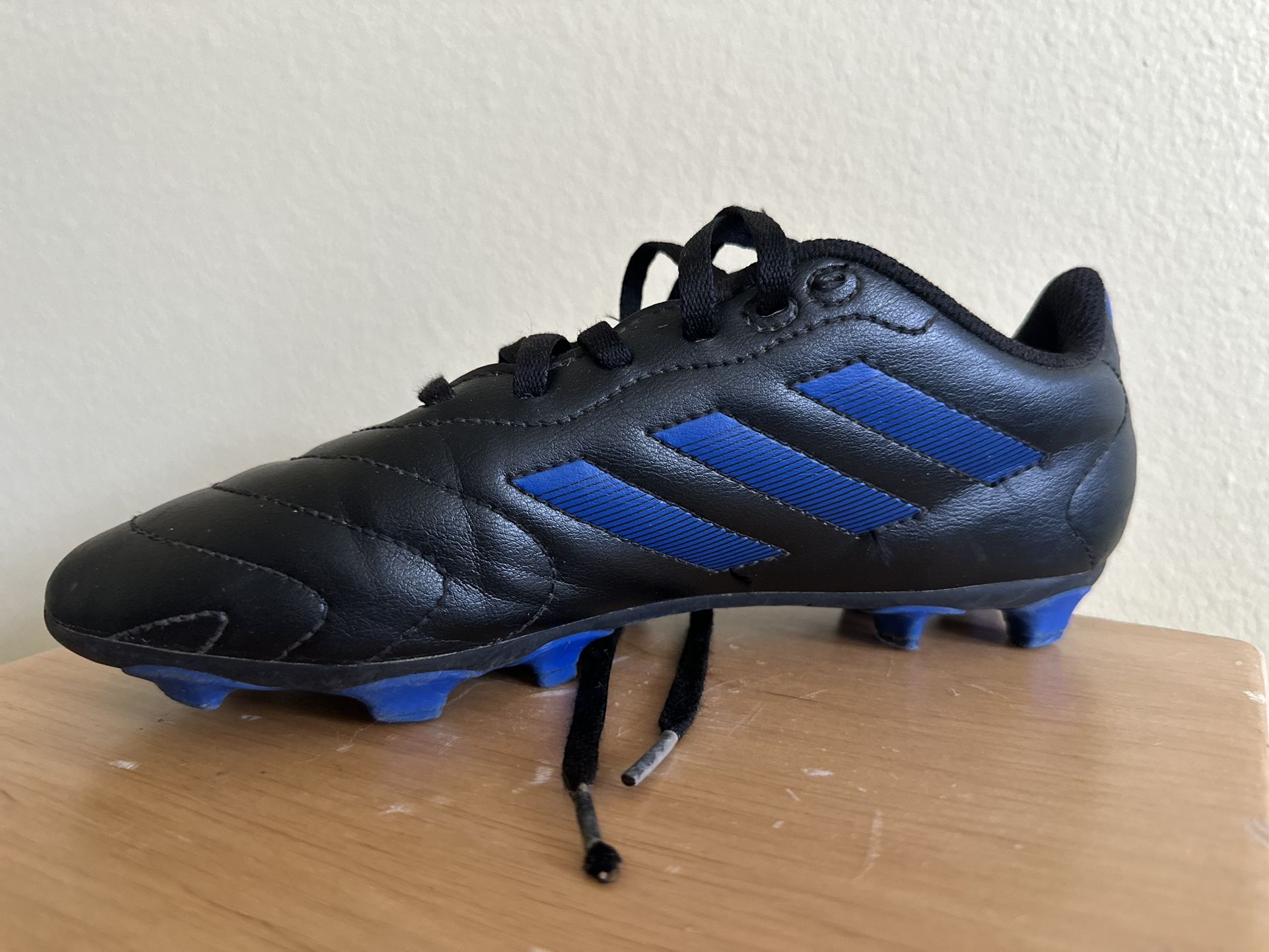 Adidas Goletto Boys Soccer Cleats Size 5