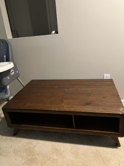 Living Room Set (All Items Included)