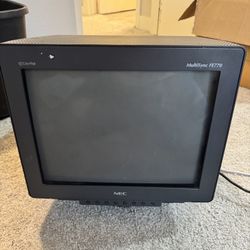 Excellent Condition NEC MultiSync FE770