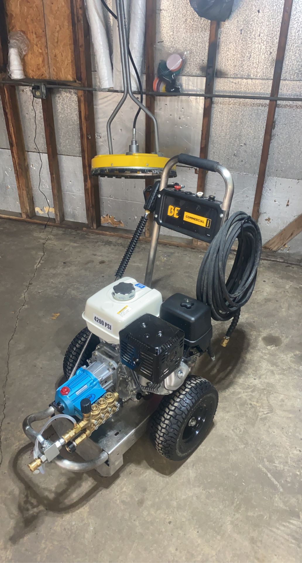 BE Comercial Pressure Washer