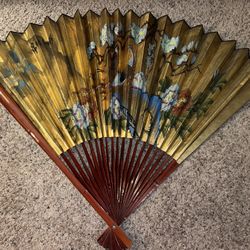 Vintage Chinese Large Beautiful Bird & Floral Fan Wall