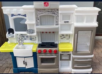 Play kitchen in good condition