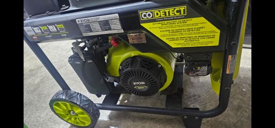 4000-Watt Recoi Start Gasoline Powered Digita Inverter Generator with CO Detect Shutdown Sensor