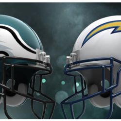 CHARGERS ⚡️VS EAGLES 🦅 MONDAY NIGHT!!! 12/8