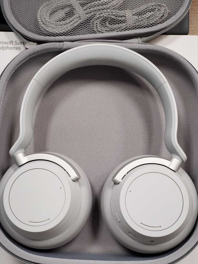 Microsoft Surface Headphones (Noise Cancelling)