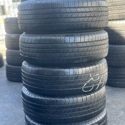 SET OF TIRE 195 65 15 MICHELIN 85% LIFE