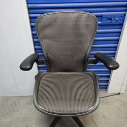 Herman Miller Aeron Size C Fully Ergonomic 