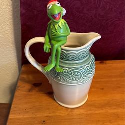 Kermit The Frog In Santa Hat