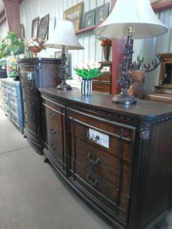 Dressers / Cajonéras