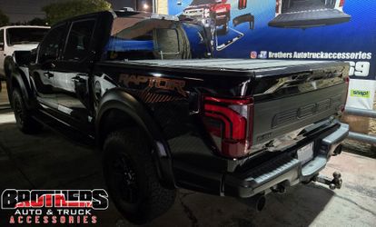 Tonneau Cover Flush Hard Bed Cover Tri-Fold Matte Finish Tapaderas Al Raz  Bakflip MX4 