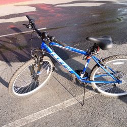 Huffy 26" Rock Creek Mountain Bike