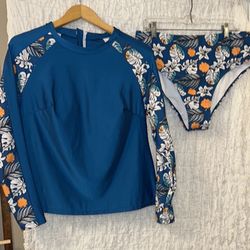 Shein: Floral Blue 1/2 Zip Rash Guard Long Sleeved Top & Bottoms, Size: 2XL