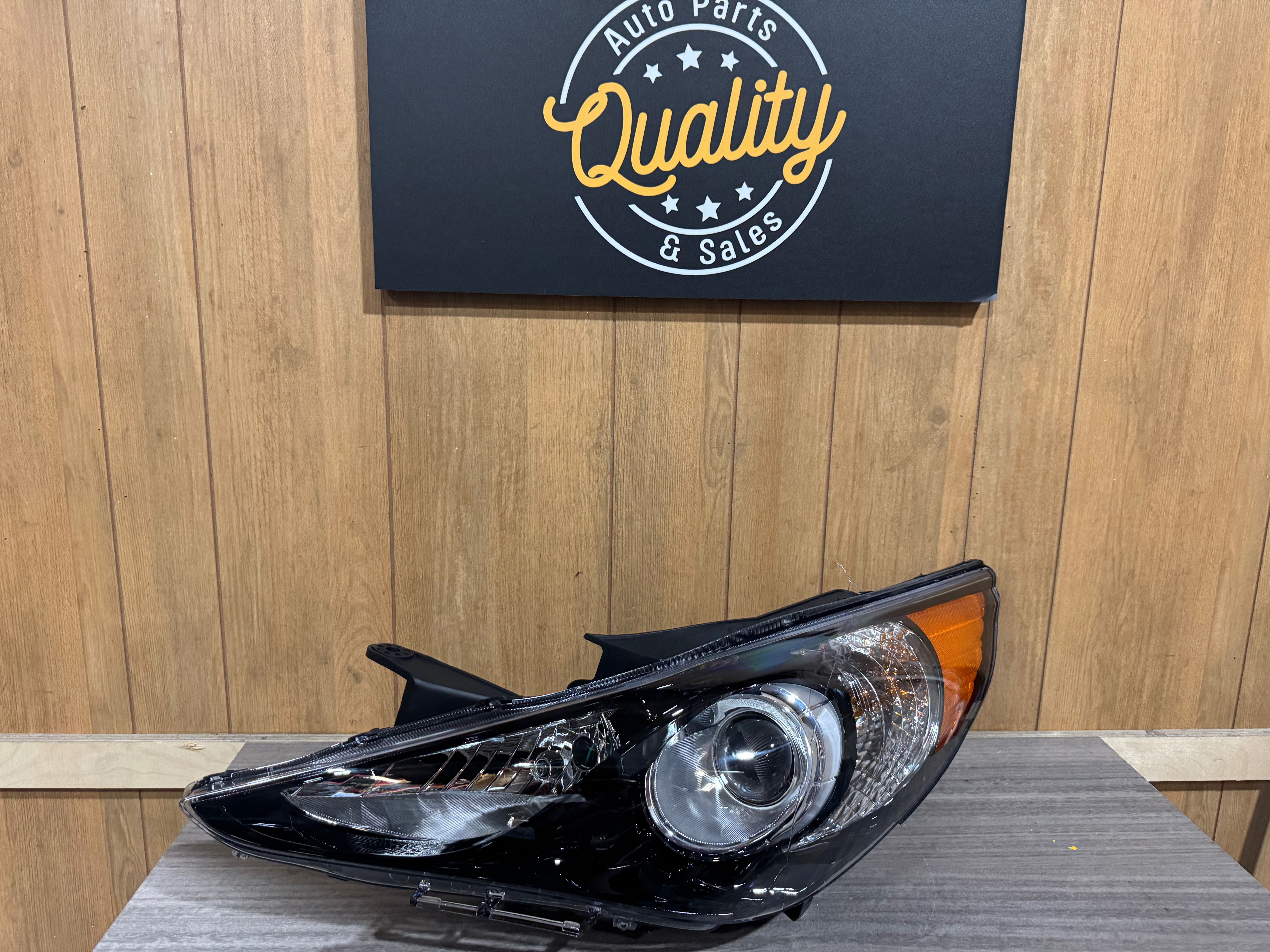 2011 2012 2013 2014 Hyundai Sonata Driver Side Left Side Headlight