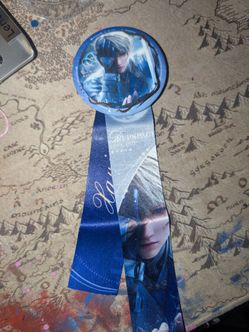Xavier Pin/Badge with Ribbon Love and Deepspace 75mm