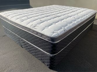 King Bamboo Orthopedic Pillow Top Mattress And Boxspring!