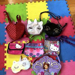 Kids Hello Kitty 🐈‍⬛ Purses 👛 Bundle 