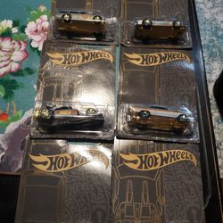 Complete 6 Piece Hot Wheels Collectors Set