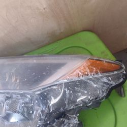 2018 Honda CR-V Headlight 