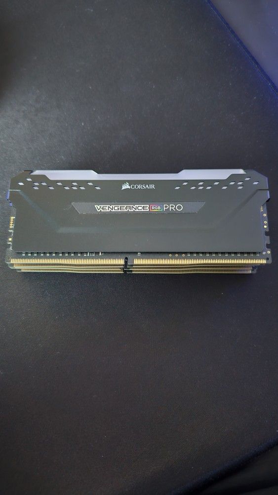 Corsair Vengeance RGB Pro 4x 16gb DDR4 C16 3600mhz RAM