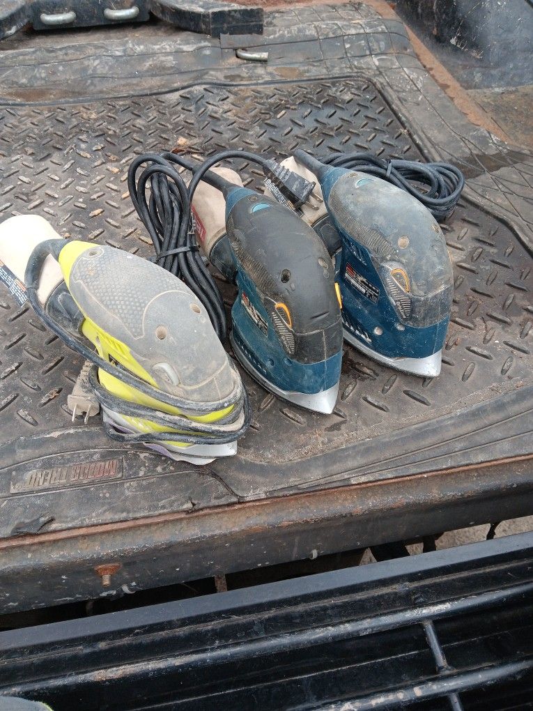 3 Ryobi Corded Sanders