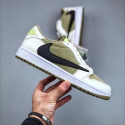 Travis Scott x Air Jordan 1 Low Golf 'Neutral Olive'