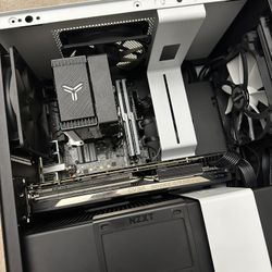 NZXT White Gaming PC