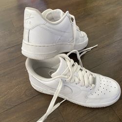 Airforce 1s Size 8 W 6.5 M