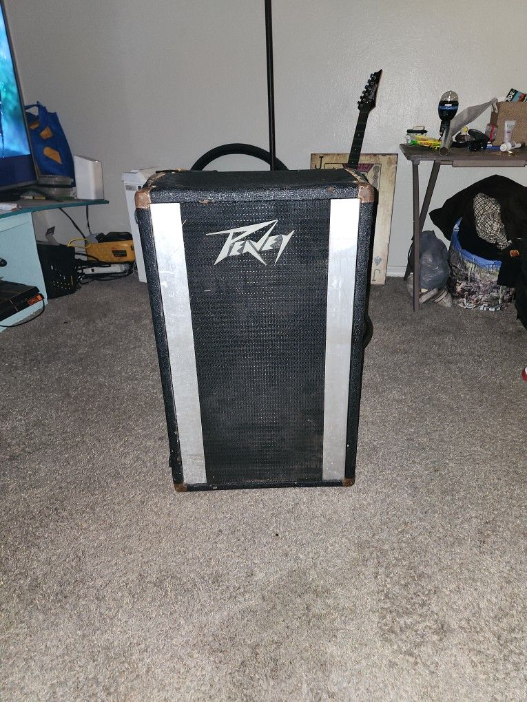 Peavey Bass