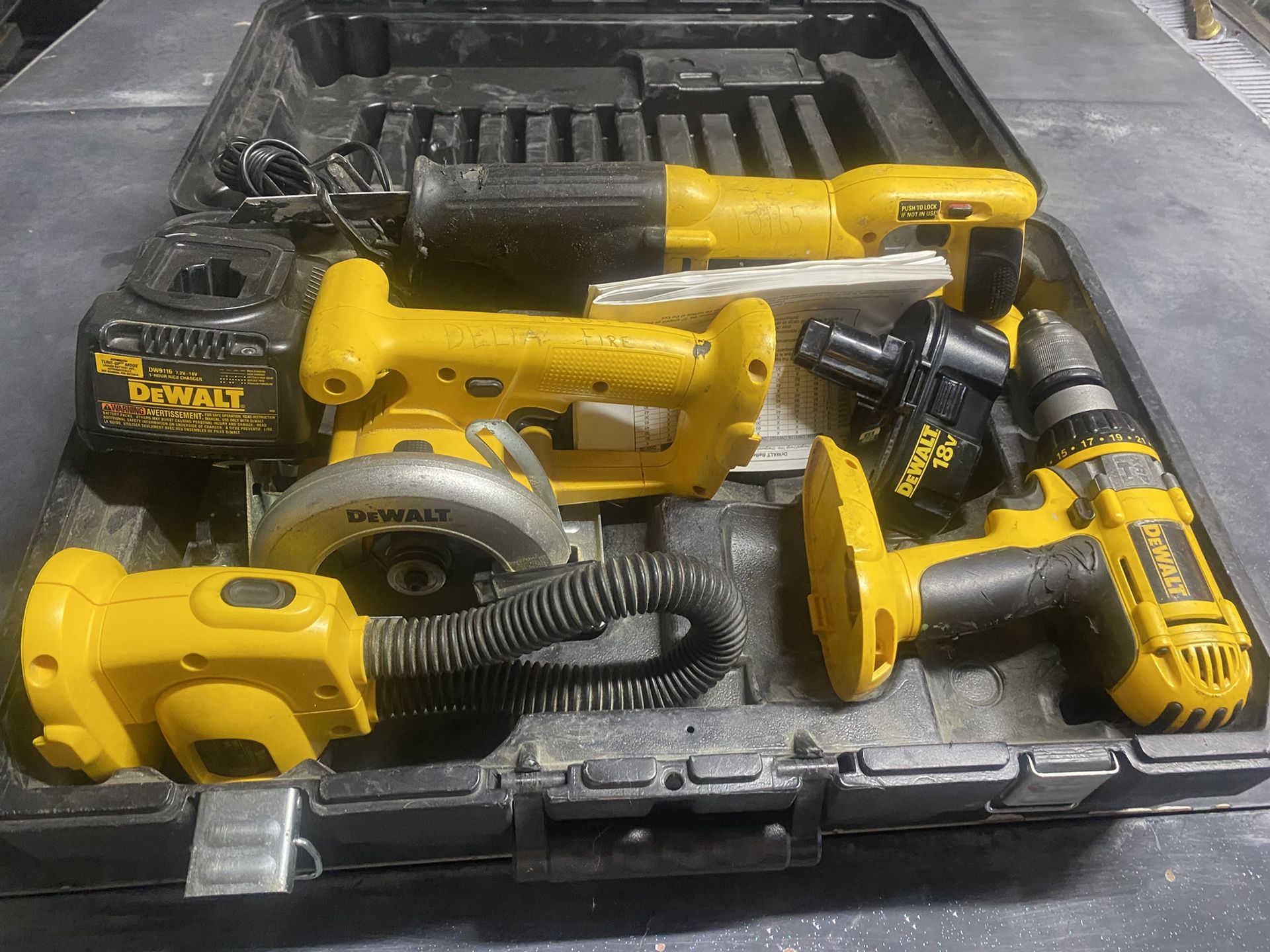 18v Dewalt Case And Tools