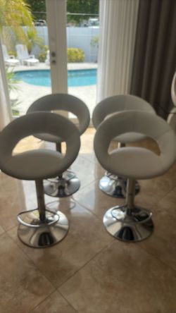 Countertops chairs