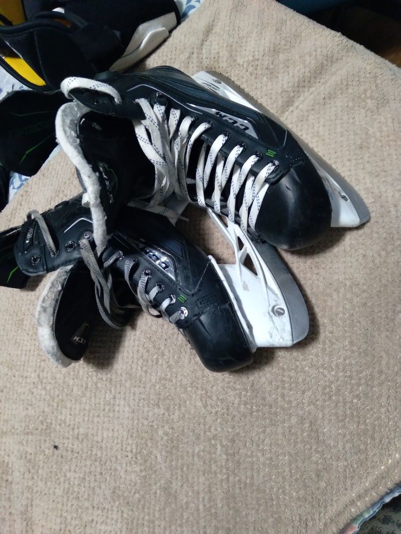 CCM Hockey Skates