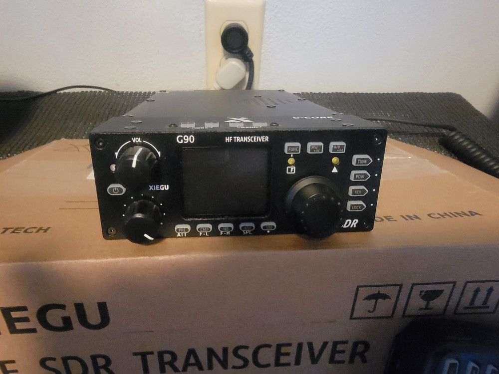 HF/50 Mhz Xiegu G90