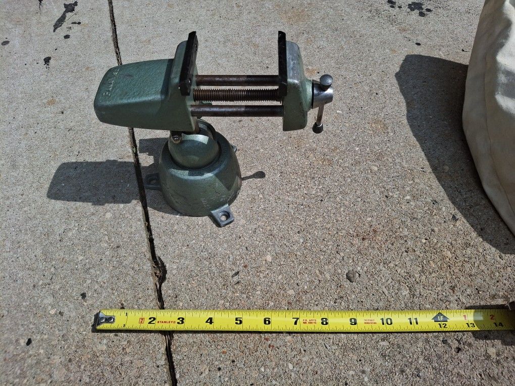 PANAVISE TRUE VINTAGE ORIGINAL COLBERT INDUSTRIES QUALITY VISE