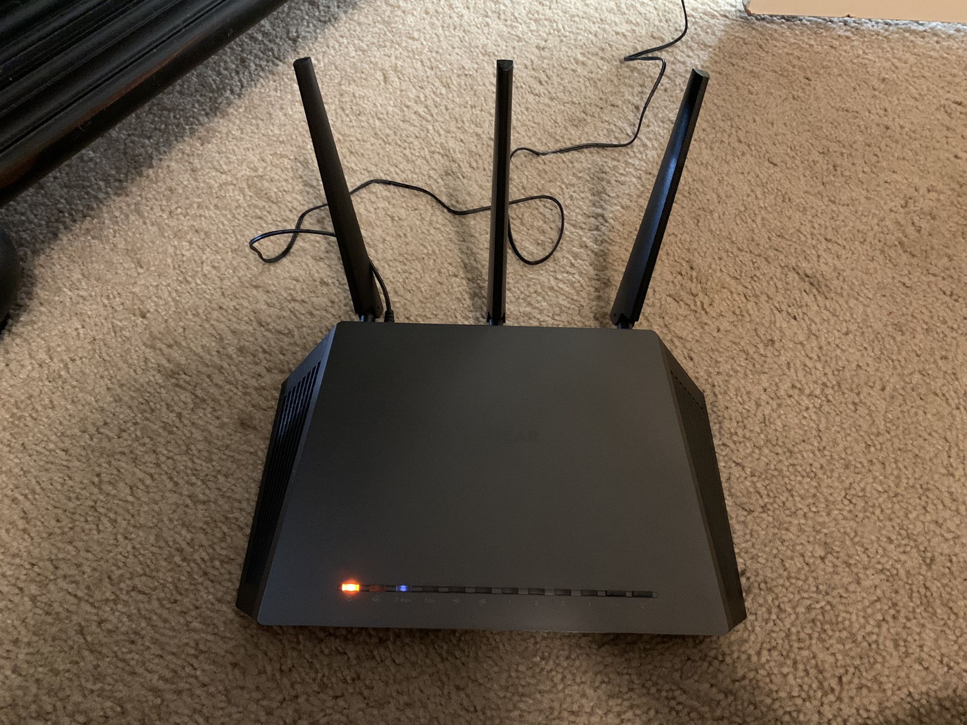 Netgear Nighthawk AC1900 Smart WiFi router