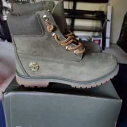 Woman's Timberland boots size 7