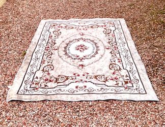 5'x7'  Cream/Pink Floral Area Rug