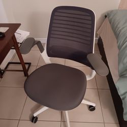 Steelcase Series 1 Office Chair