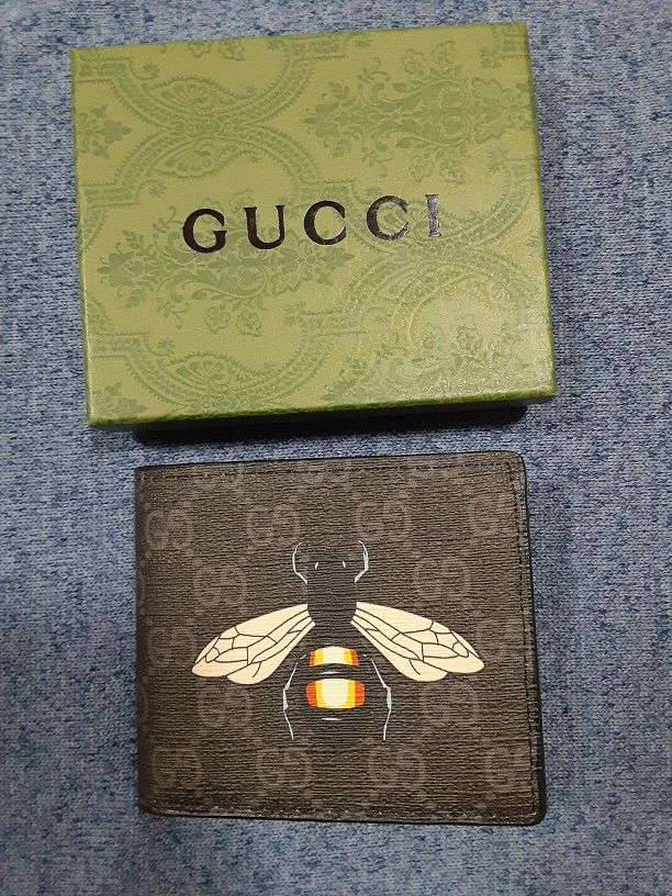Designer Wallet