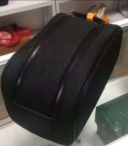 Black Toiletries Bag