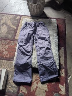 WOMENS LAVENDER NORTH FACE SNOW PANTS 