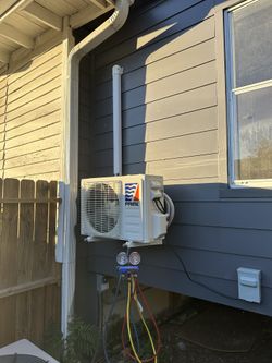 Ductless mini-split + Full lnnsttaIIation