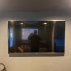 LG 60” Flat TV