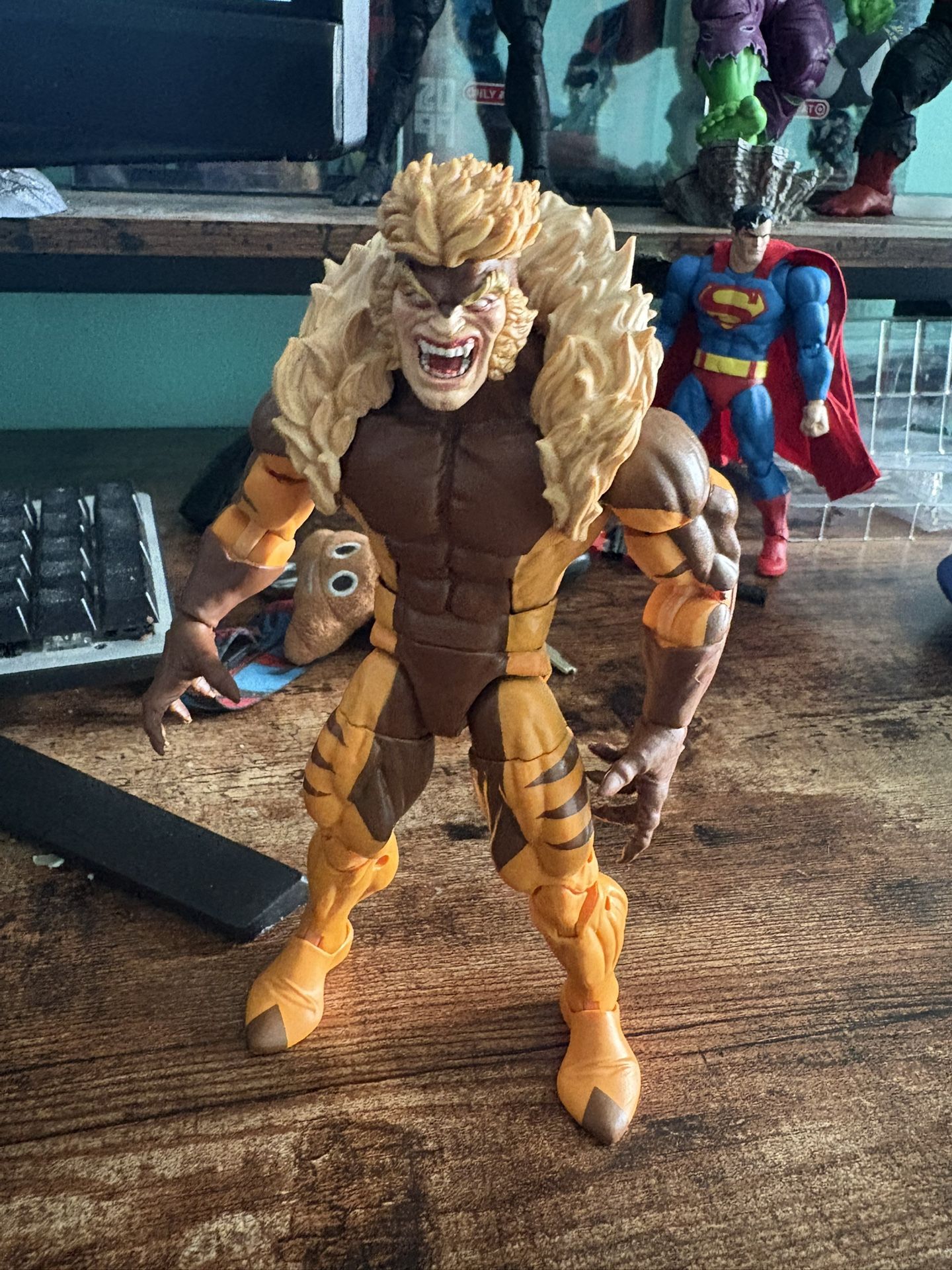 Marvel Legend Sabertooth